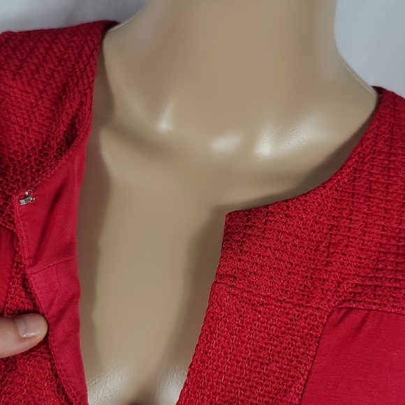 Adrianna Papel | Red Sleeveless Flowy Tank Top - Picture 2 of 8